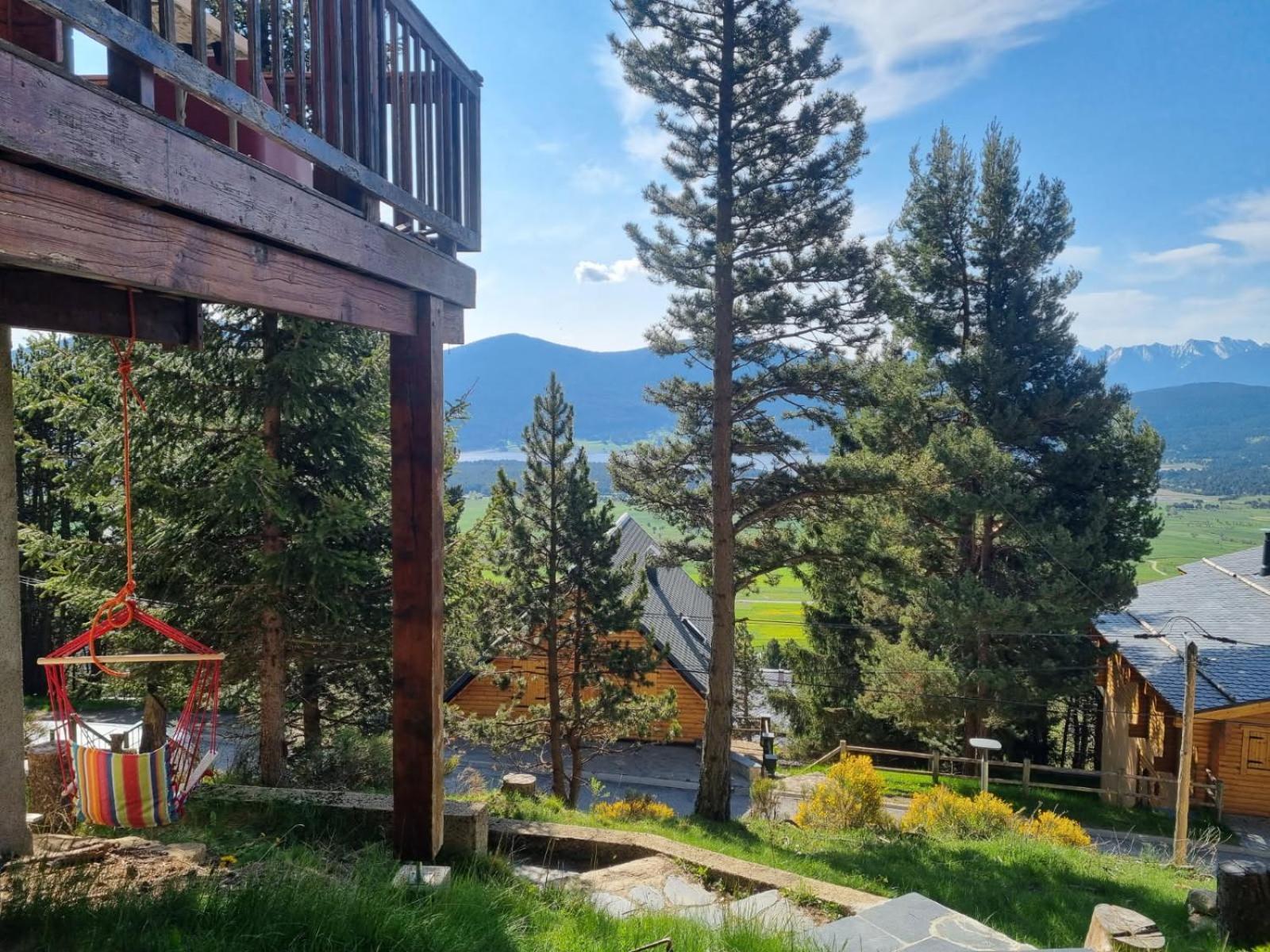 Chalet Vue Sous Cet Angles Esterno foto