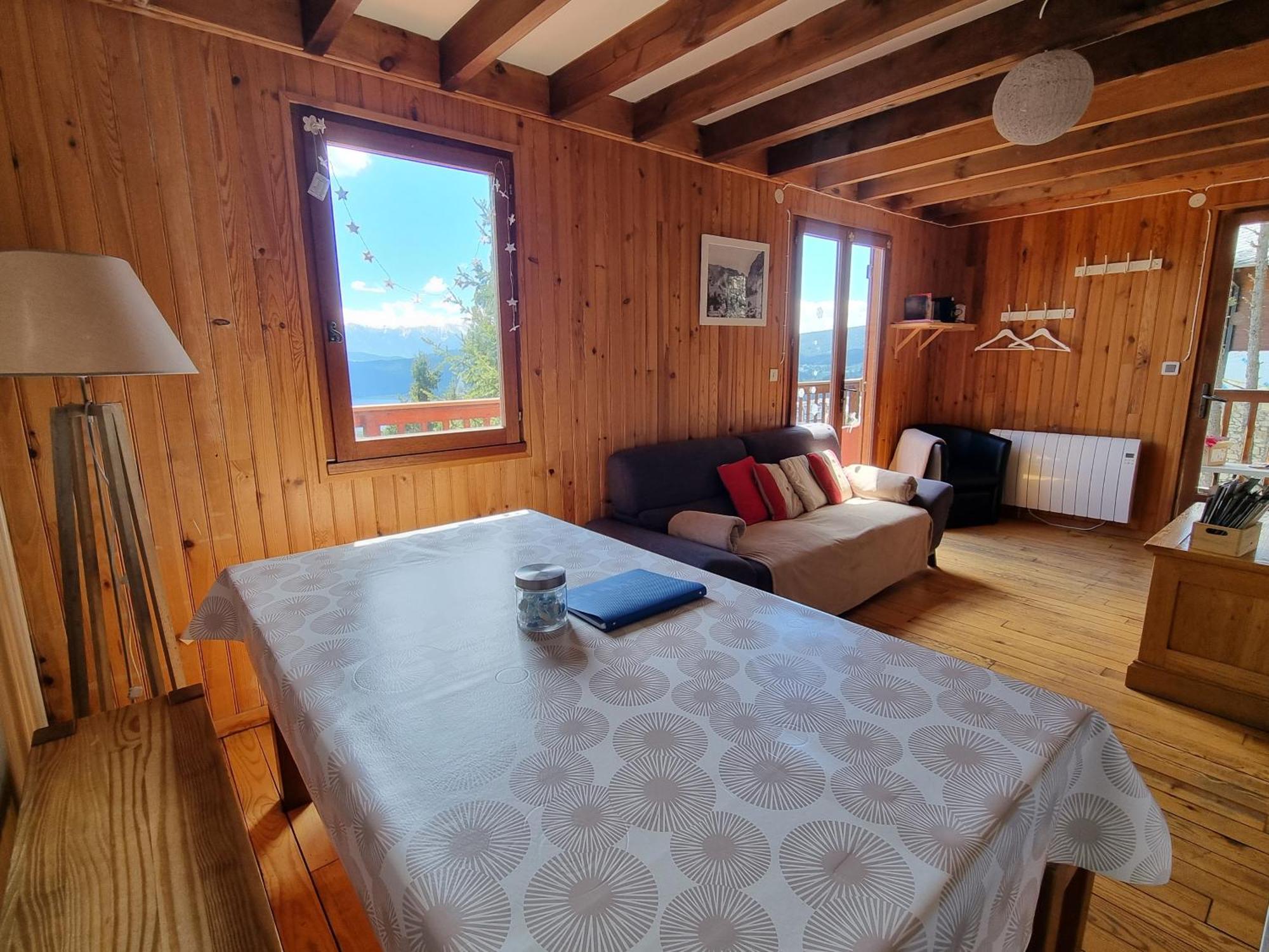 Chalet Vue Sous Cet Angles Esterno foto